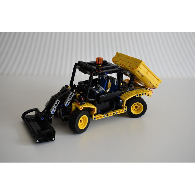 MOC-39974 Modello di Trattore  - Urban Farming Is recensione e prezzo